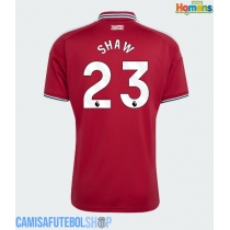 Camisa de time de futebol Manchester United Luke Shaw #23 Replicas 1º Equipamento 2026-27 Manga Curta